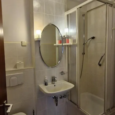 Ferienbutzen Harz Heikenberg, Mit Schwimmbad Und Sauna Apartamento *