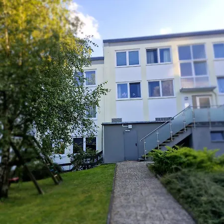 Ferienbutzen Harz Heikenberg, Mit Schwimmbad Und Sauna * 巴特劳特堡